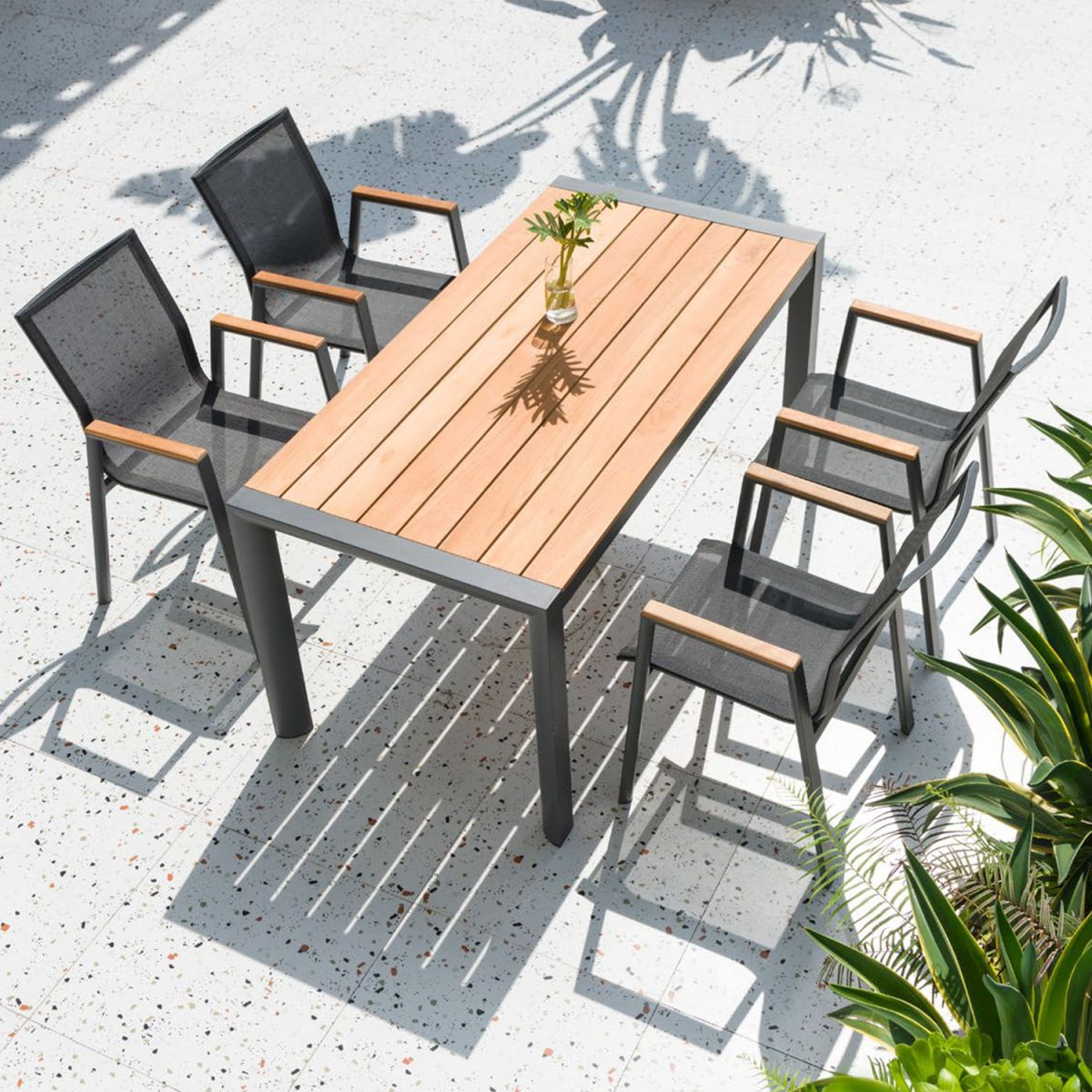 Garden Table East Pontypool | size: Length: 180cm, Width: 80cm, Height: 75cm | color: Oak | image: 2 | variant: 1005625