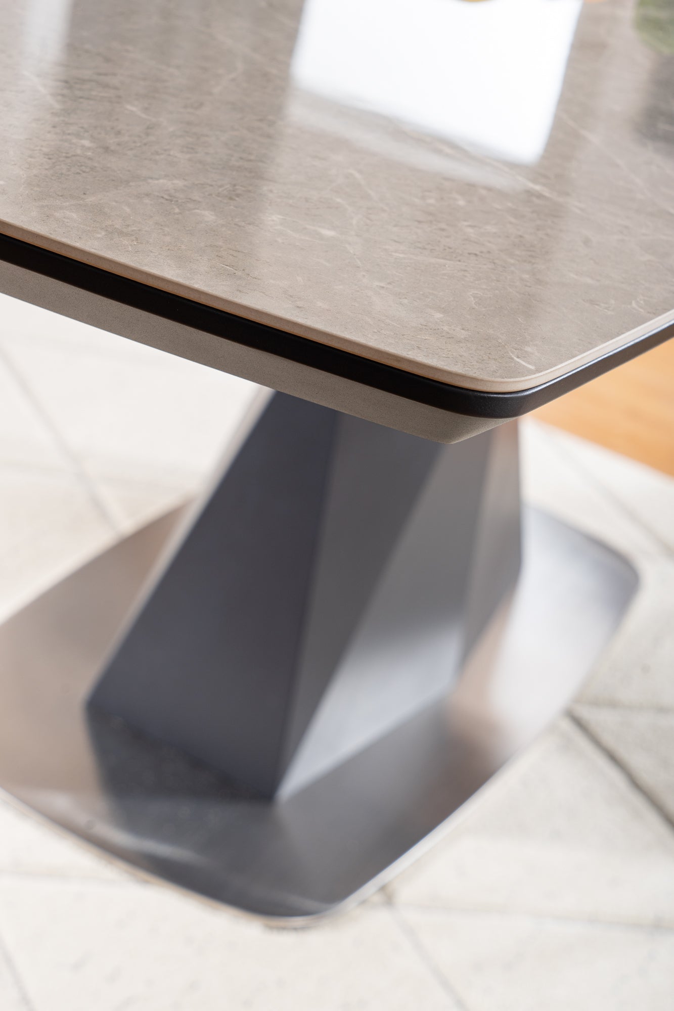 Kitchen Table West Zaragoza | size: Length: 90cm, Width: 210cm, Height: 76cm | color: Marble/Grey | image: 10 | variant: 1007685