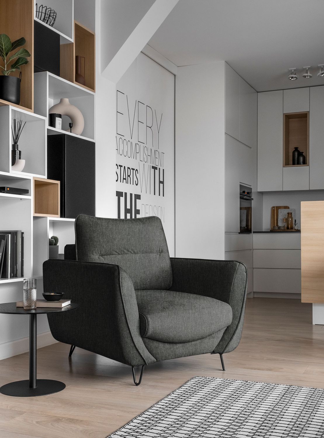 Lounge Chair Silva | size: Width: 93cm, Height: 82cm, Depth: 95cm | color: Flores | image: 1 | variant: 1004495