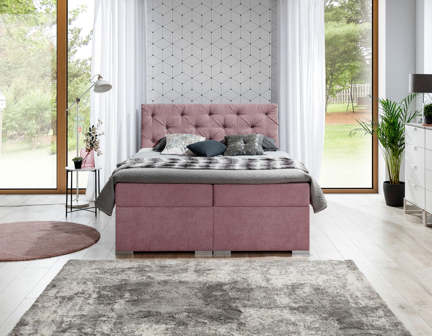 Continental Double Bed East Guayaquil 2 | size: Length: 208cm, Width: 183cm, Height: 116cm | color: Soro | image: 1 | variant: 1012200