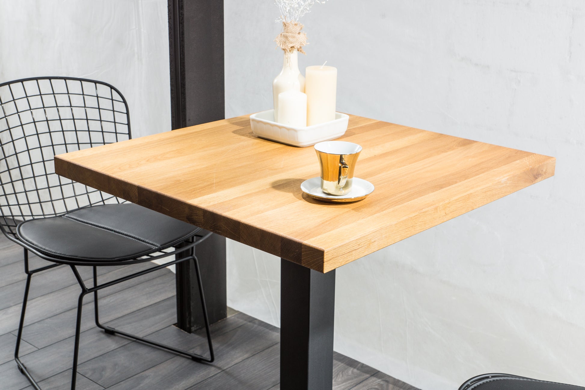 Kitchen Table Bognor Regis | size: Length: 60cm, Width: 60cm, Height: 76cm | color: Black/Oak | image: 4 | variant: 1004402