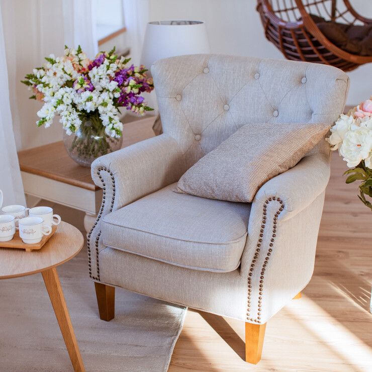 Lounge Chair Holmes 2 | size: Width: 85cm, Height: 98cm, Depth: 79cm | color: Beige | image: 4 | variant: 1011400