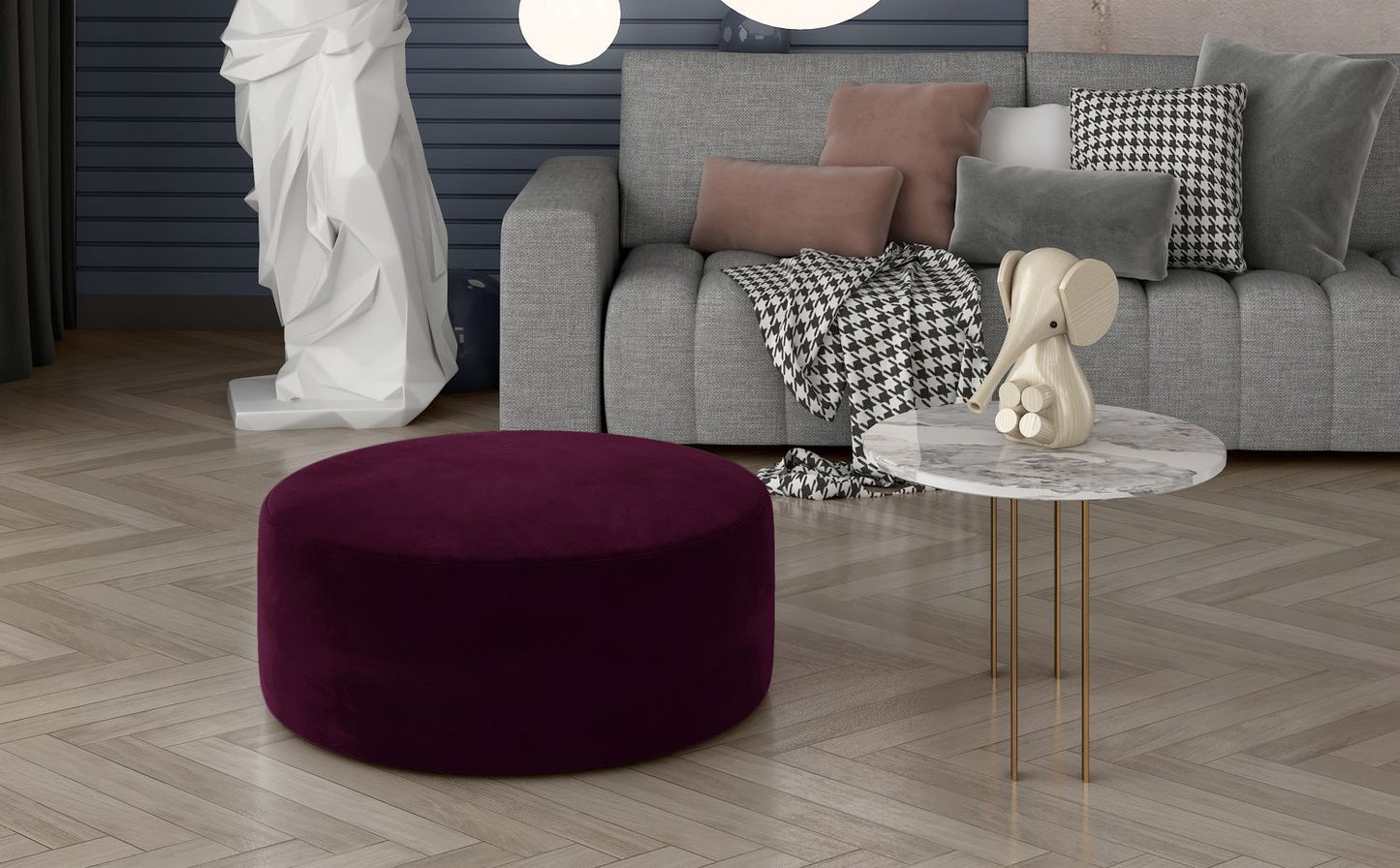 Pouf Bero | size: Width: 45cm, Height: 42cm, Depth: 45cm | color: Mat/Velvet | image: 1 | variant: 1005810