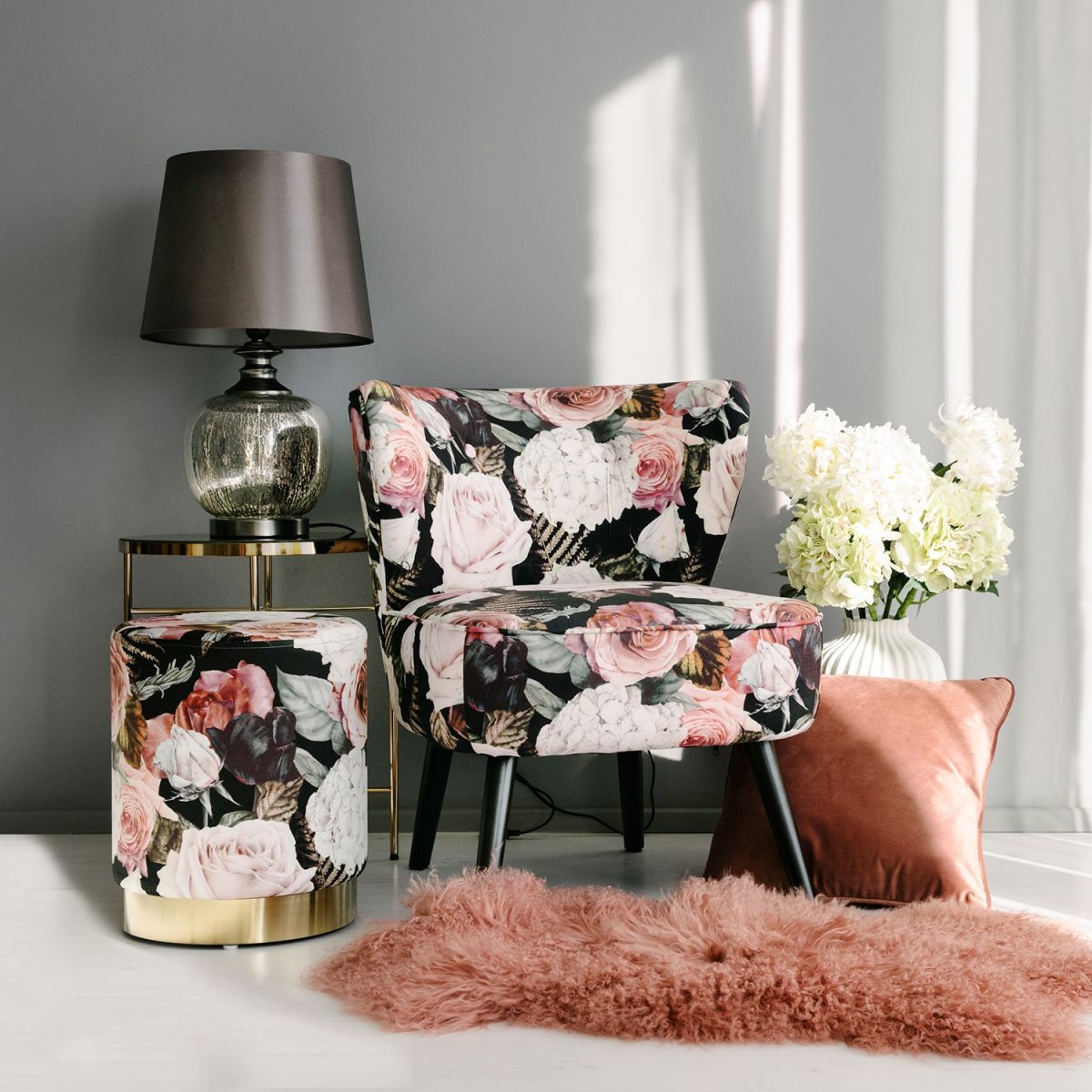 Pouf La Perla | size: Width: 35cm, Height: 42cm, Depth: 35cm, Diameter: 35cm | color: Multicolored | image: 3 | variant: 1006097